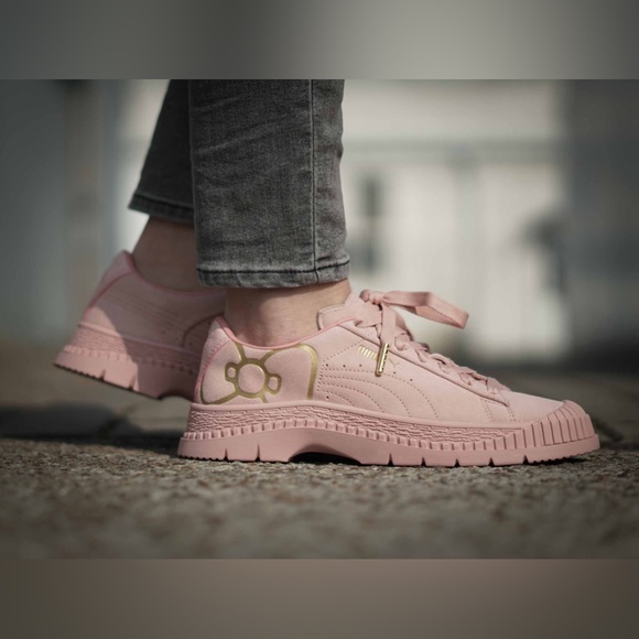 COPY - PUMA Hello Kitty pink limited edition sneakers - Picture 5 of 6